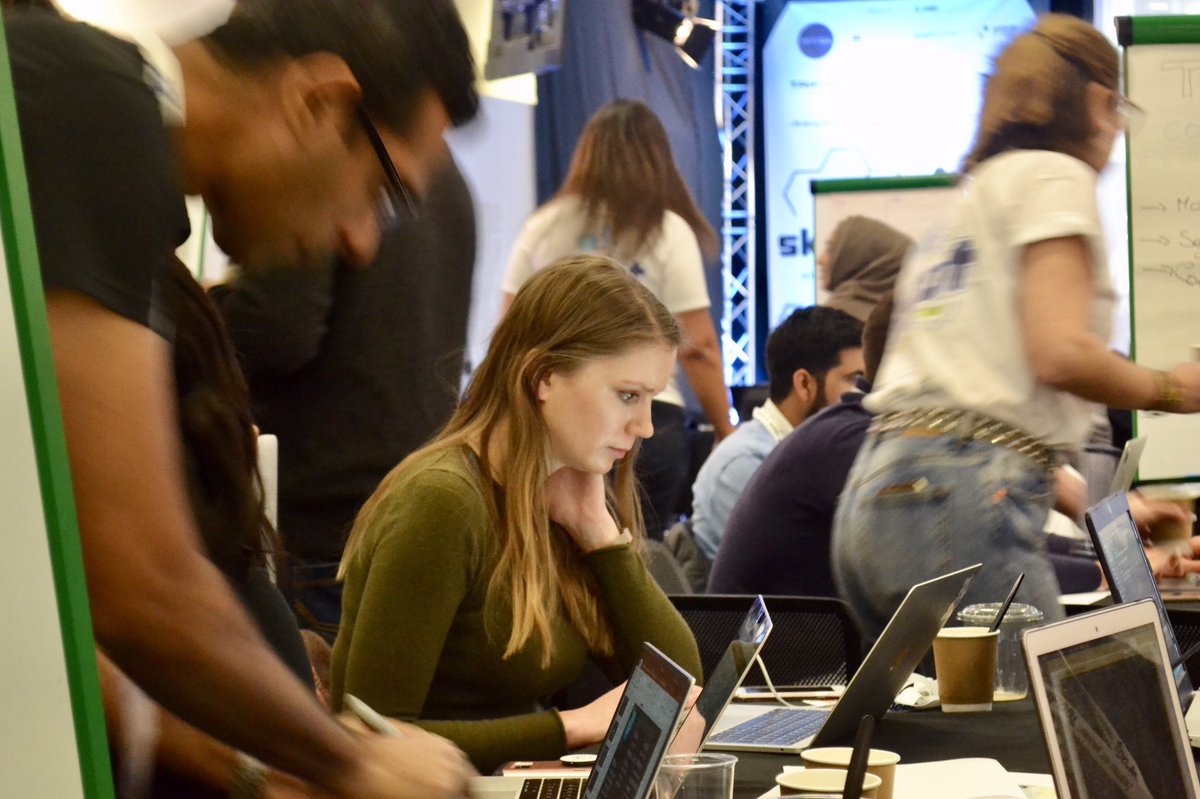 We are live at #EngineerTheFuture hackthon with amazing #LloydsBank engineers <a href="/skillsmatter/">Skills Matter</a>!
#LloydsDigi developers are having a great time with <a href="/IBMDeveloper/">IBM Developer</a> #advocates.

Great technical discussions coming soon with <a href="/IBM/">IBM</a> VP of tech &amp; developer advocacy <a href="/angelluisdiaz/">Dr. Angel Luis Diaz</a>🍾

#reboot