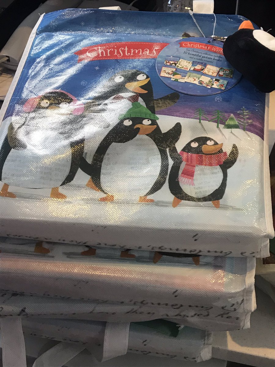 NeonatalBTHFT's tweet photo. Lots of lovely #christmas stories ready for putting into welcome packs for all babies admitted to NNU during December #storytime #bondingtime #parentinteraction #braindevelopment #celebratingtheneonataljourney 🎄🎅🏼 https://t.co/JEbPWp1CzP