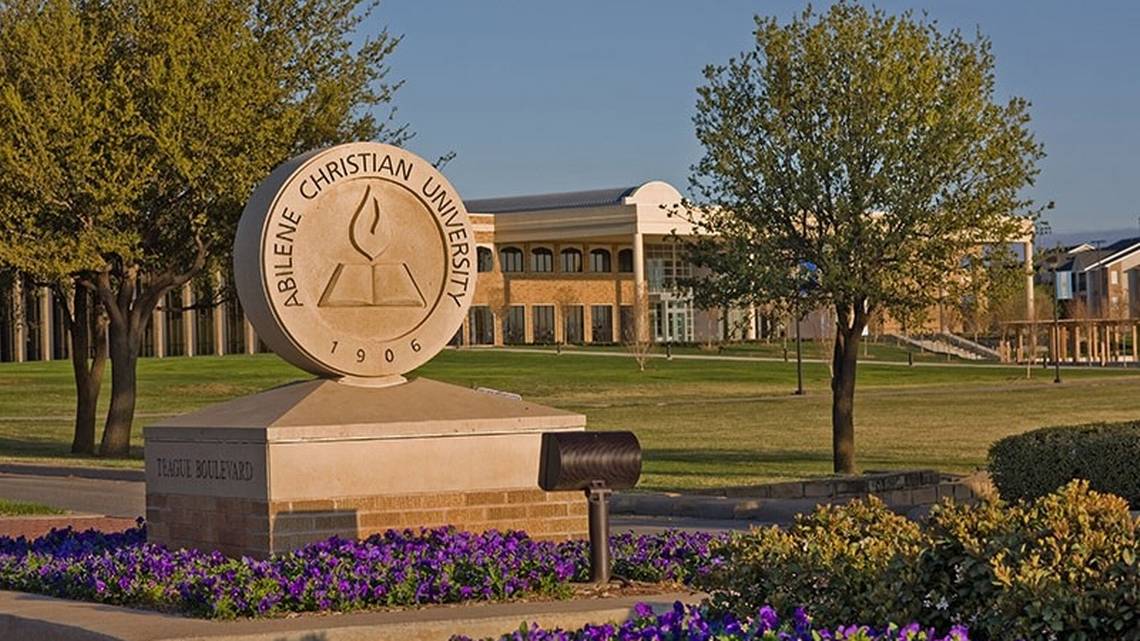 Last week Abilene Christian University's Student Government Association passed the Pepperdine Relief Fund bill, allocating $1,000 from SGA’s congressional budget to student relief efforts <a href="/pepperdine/">Pepperdine University</a>. The Executive Board doubled it. Story via <a href="/acuoptimist/">The Optimist</a>: bit.ly/2TY89X7