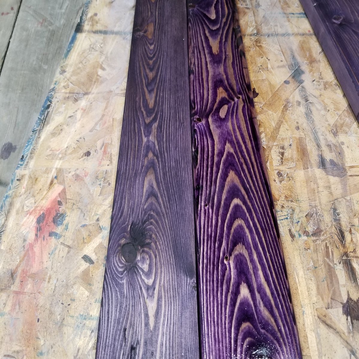 Keda Dye on X: Before & after lacquer They are not the same boards, but  wanted to show the dyes really pop after sealer is applied. This is #Purple  dye stain mixed