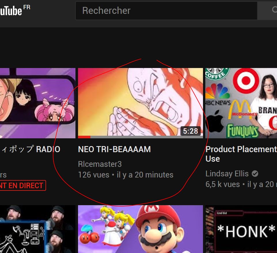 ErmiteModerne's tweet photo. Je sais pas vers quoi ça pointe, mais c'est forcément un signe du destin. #KIKOHO #Tribeam #DBZ https://t.co/RhsE6xsfn5