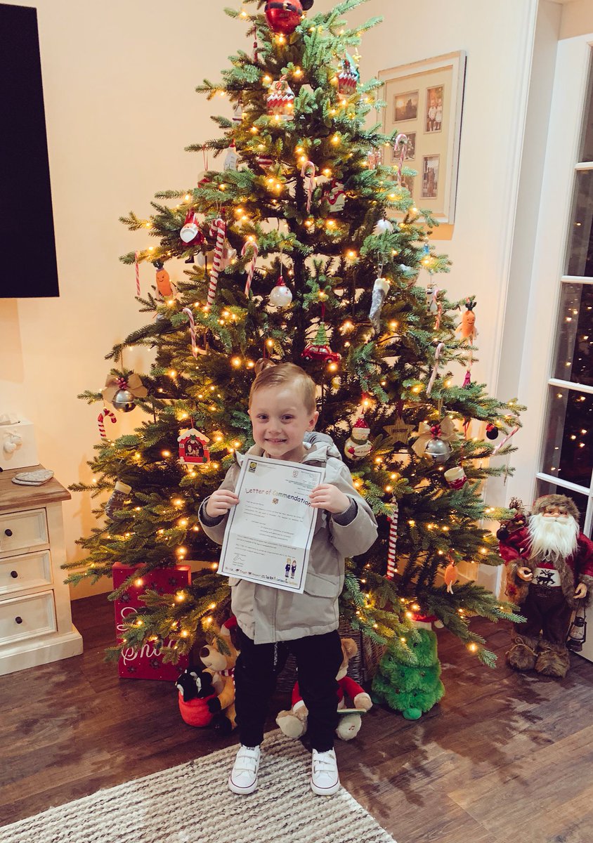 My boy was awarded a special commendation at school today 💙 I can not tell you how proud we are of him. He is the shyest boy &amp; I’ve worried so much about him settling at school so for him to receive this for his confidence is amazing 💙Pizza Hut to celebrate 🍕<a href="/mvpglasgow/">Mount Vernon Primary</a>
