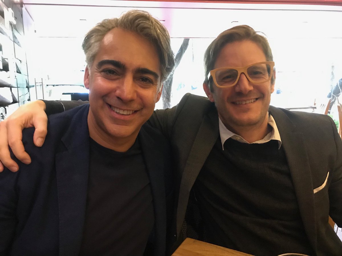 HernanGomezB's tweet image. Aca estoy con quien es, para mí, el presidente de Chile y el político más chingón de ese pais (muuuuy crítico de los medios, por cierto) @marcoporchile