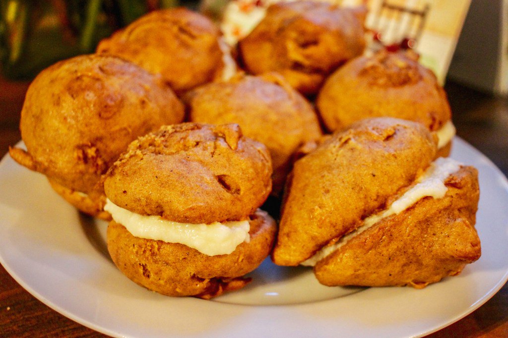 jennrsheehan's tweet photo. My Mom’s Gluten-Free Pumpkin Whoopie Pies and Expat Thanksgiving https://t.co/F3PmyftfUC https://t.co/WP07RA79DQ