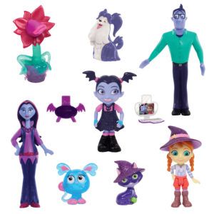 jenngaffney's tweet photo. What's your favorite thing about #Vampirina?? Read more about all of the fangtastic @JustPlayToys toys in today's #giveaway: https://t.co/4tCLV6PAwg https://t.co/IDvymspwiQ