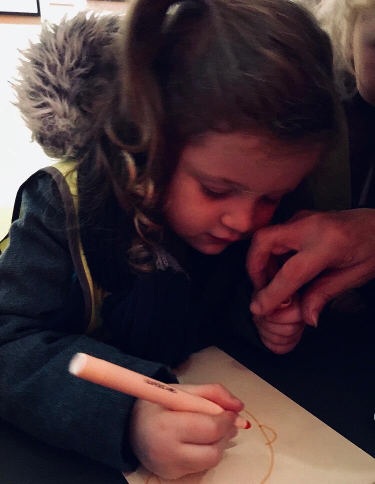 LittleMonkeysK's tweet photo. Little Monkeys Craiglockhart have been enjoying the cultural backdrop of the Scottish National Portrait Gallery this week; drawing inspiration for self portraits which are an extension of their all about me project. We have really enjoyed these outings. https://t.co/eARDVdEAOP