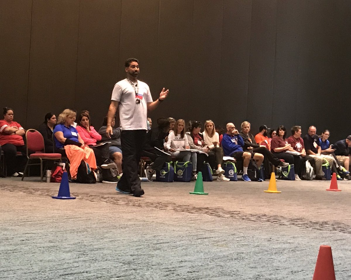 Rev_PE's tweet photo. Thanks @Physedmanrising for reminding all the #PEgeeks @TexAHPERD to think about the WHY behind what you use from social media in your #PhysEd classes #TexAHPERD18 #EmbraceAdventure18 https://t.co/PAtwU9EBPu