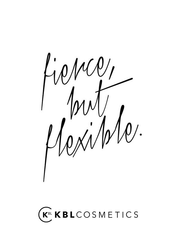 kblcosmetics1's tweet photo. Don't be afraid to be yourself, that's your superpower ✨
Let us help you make your entrepreneur dreams come true  
 
#indiebeauty #cosmetics #skincare #makeup #beauty
https://t.co/Fuue7ISUmf https://t.co/OWBGSMQZlU