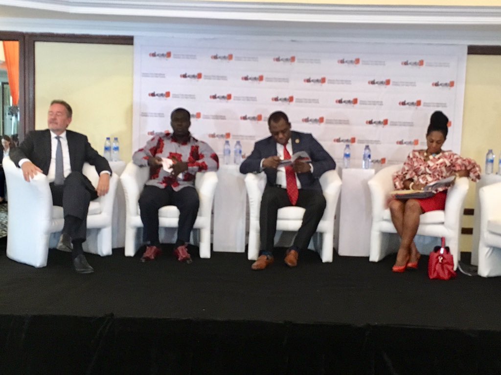 Michael26048151's tweet photo. #educataghana in full swing. Day 1 with over 500 visitors, followed by day 2 with more than 300 https://t.co/wyGwniXMzy