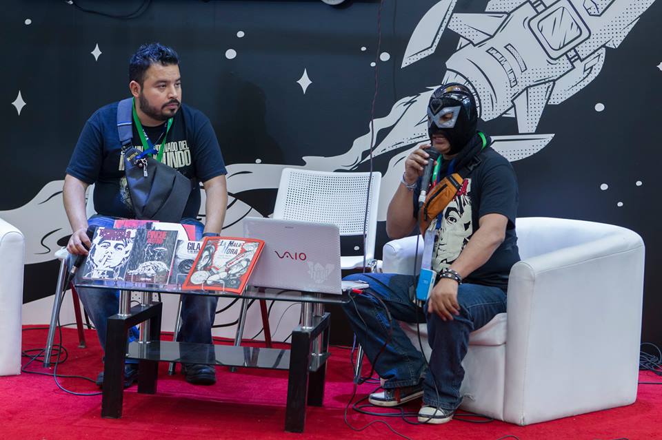 FILGuadalajara's tweet photo. Como parte del programa del Salón del Cómic, @hgsantarriaga y #LoganWayne presentaron el proyecto editorial "Pura Pinche Fortaleza".
(©FIL/ Eva Becerra)
#AyerHoySiempre #SomosLectores https://t.co/FyZtD9zWCm