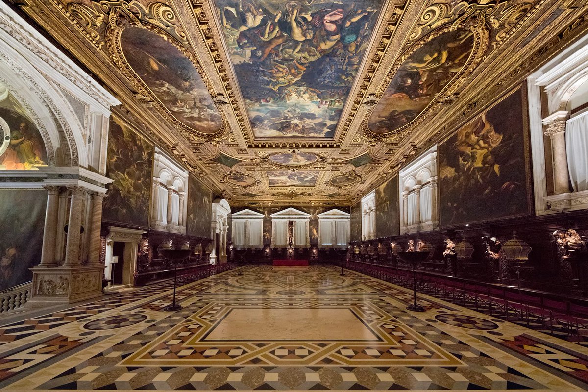 iGuzzini's tweet photo. From today, the Sala Capitolare of the Scuola Grande di San Rocco in Venice can be enjoyed in all its splendour thanks to intelligent solutions developed by iGuzzini +integrated by architect + lighting designer Alberto Pasetti Bombardella. #LightIsBack > https://t.co/d6vGAUzZUG https://t.co/UPP2d7BTHA