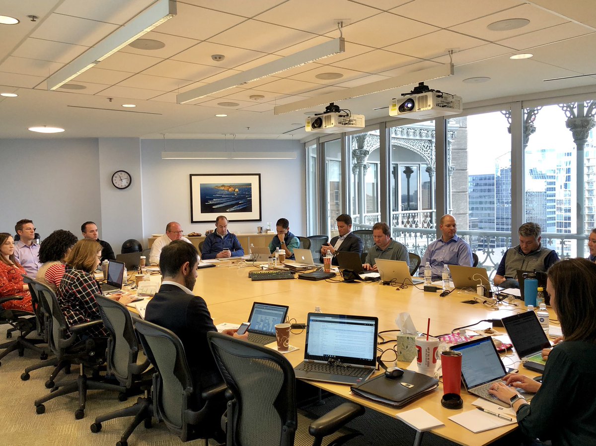 FPADFW's tweet photo. Every effective strategy is created by focusing on the desired end goal! The 2019 FPA DFW creating great goals and planning for an awesome year. #OneFPA #strategicplanning #goals #success #FPADFW https://t.co/3NZy9scp58