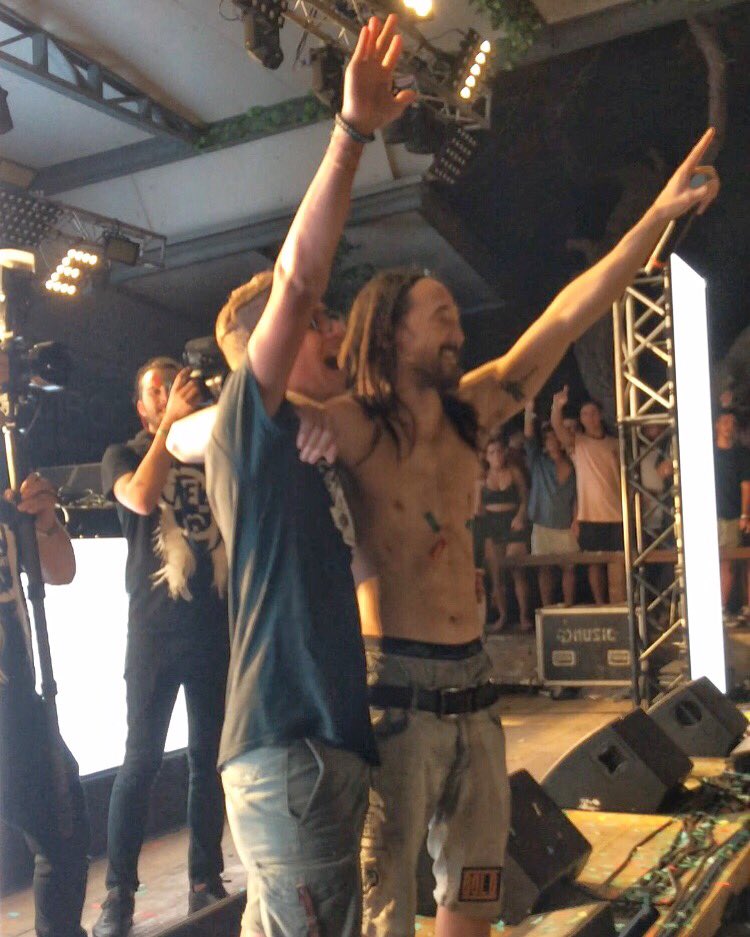 Aoki_Italy's tweet photo. Happy birthday buddy, Italy’s waiting for your return!! @steveaoki 🎉🥳🎂 🇮🇹 https://t.co/8yHormZS5W
