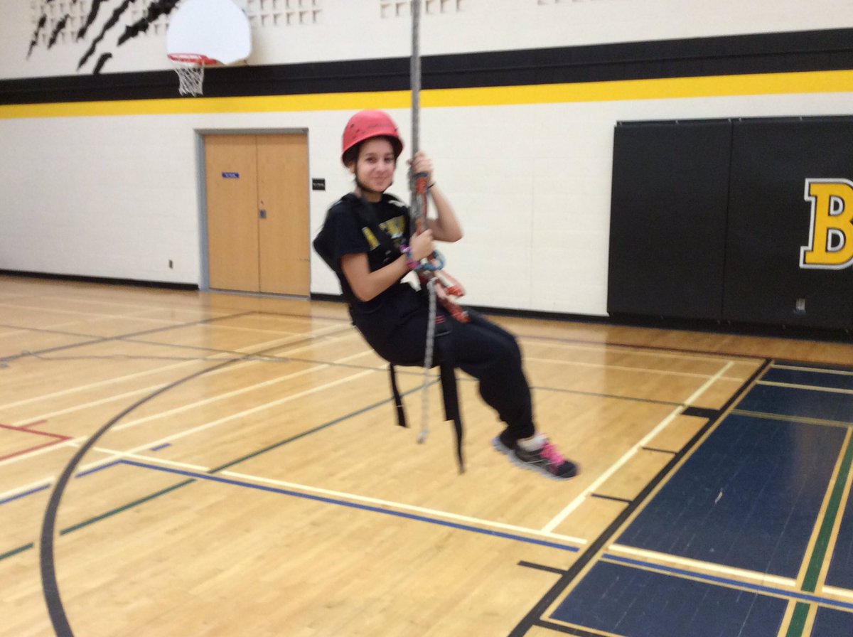 SJDBPhysEd's tweet photo. Amazing week of #Wallclimbing thanks to @NewHeightsClimb and the incredible courage and efforts of our #PPL1O and #PPL2O students #iLovePhysEd #WeAreBlackBears https://t.co/nYLdmaX59P