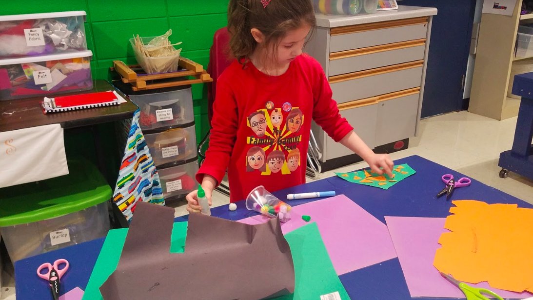VESYork's tweet photo. Mrs. Hawrylciw's class is making advent calendars in the Creation Station today!  Requirements: must count down the days until Christmas and involve a way to uncover each day.  #Makerspace #MakerMindset #YSDMindset https://t.co/CjzCndb4Di