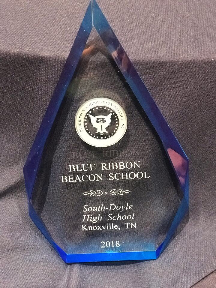ataylor_ELA's tweet photo. Check out what @southdoylehs achieved this year! Our faculty works hard everyday to do what is best for kids, and they truly deserve this recognition. Great work, colleagues! @BRSOE @KnoxSchools @wbir @wvlt @6News @knoxnews @SDStudentSect #OneTribe #RYG https://t.co/MTtp3LH4fO