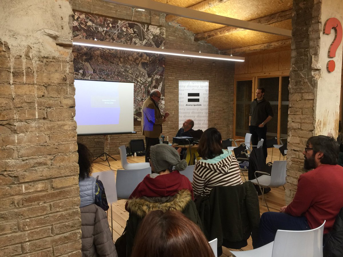 ideaigualada's tweet photo. @dissenyigualada Engeguem amb la Ponència de Ricard Faura Homedes, Cap de Servei d’Inclusió i Capacitació Digital, Direcció General de Societat Digital, Generalitat de Catalunya: “Impuls, funcionament i objectius dels CatLabs” #ideaigualada https://t.co/9PdsEEwHhr
