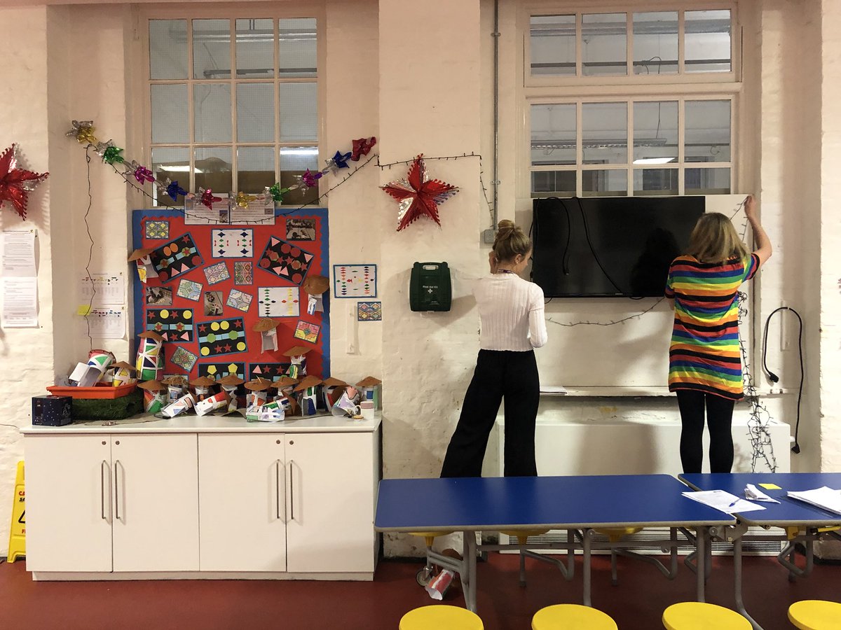 De Beauvoir Primary tweet media