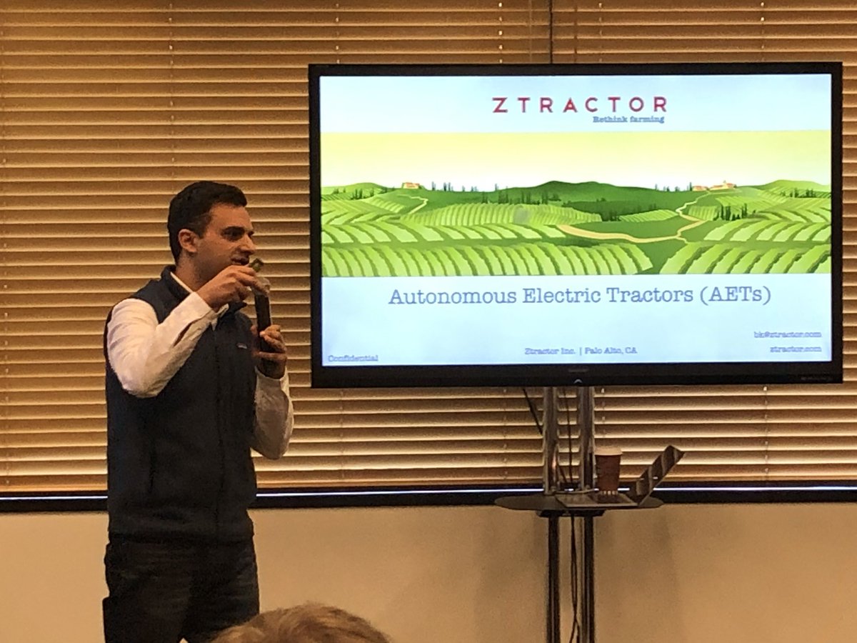 Z-tractor, pitching for MobilityXLab at Nordic Future Mobility Week. Very proud that Z-tractor is a member of Nordic Innovation House. #nordicfuturemobility