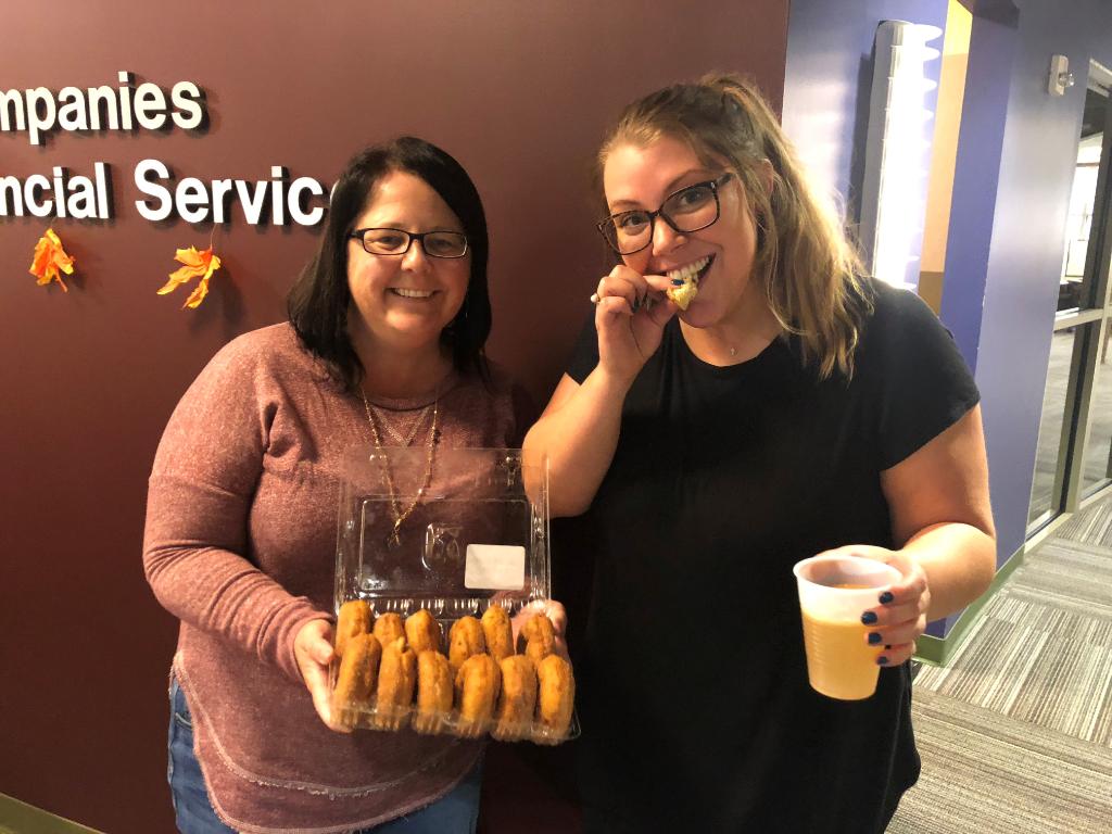 SFRDC's tweet photo. The Intern Involvement Committee (IIC) is a select group at the RDC that strives to enhance collaboration and creativity. This semester, IIC has led almost 10 intern events including charity bake sales and social gatherings. We thank our IIC team for making the RDC so special! https://t.co/zyiSqFWnHy