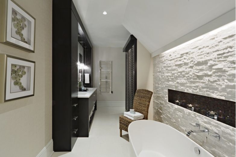 'Briarcliff' Manor Master Bathroom
See more here: buff.ly/2PtWUqO #MasterBathroom #Bathroom #HomeBathroom #BathroomDecor #BathroomDesign #CustomBathroom #BathroomFixtures #InteriorDesign #HGDesignIdeas