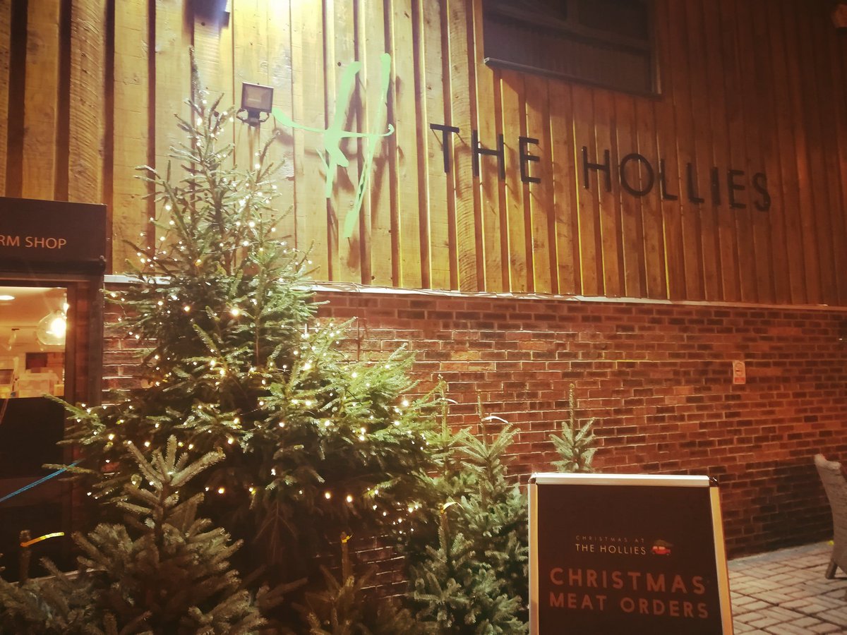 KarenToddUK's tweet image. Discover the Genuine Taste of #Jersey in our outstanding Jersey Cream Liqueur, a luxurious fusion of Dairy Cream and VSOP Apple Brandy... tasting tonight @Holliesfarmshop Lower Stretton until 9pm