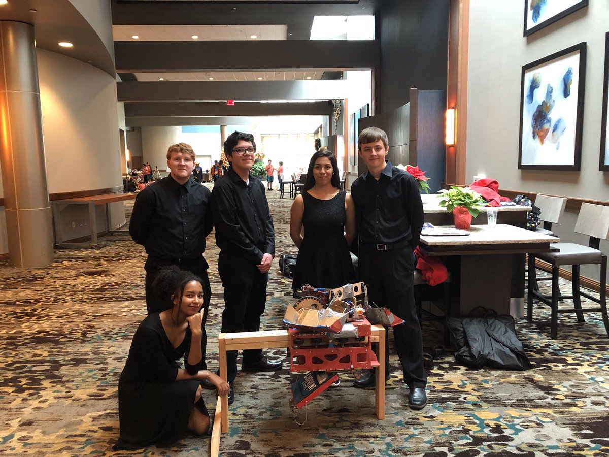 TeamOrion3240's tweet image. Presentation was a huge success!! #thanks2BESTrobotics