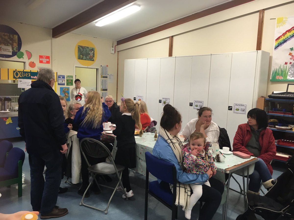 MrsDunsmoreBPS's tweet photo. Fun at our Christmas Fayre today! A big thank you to all the children’s family and friends who supported us! 😃 https://t.co/Rd2Qn1L72w