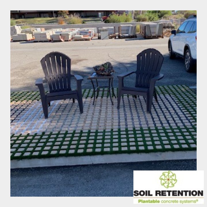 Still wondering if patio furniture will work with Drivable Grass. 🤔 Take a look at this amazing display by one of our dealers. It shows the different infills you can use including our newest product Drivable Turf. 
Display at Southwest Boulder &amp; Stone