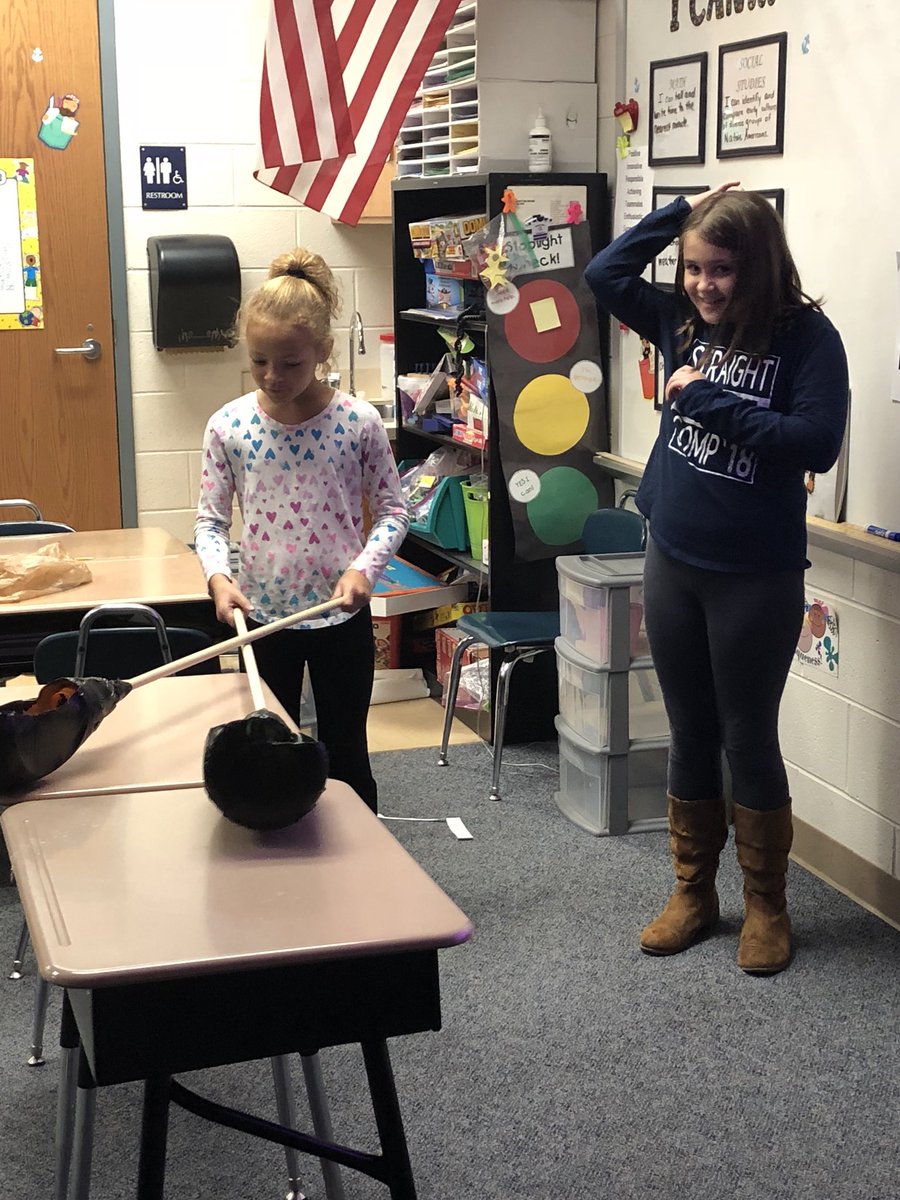 3rd grade Native American projects were amazing! #BeROYAL