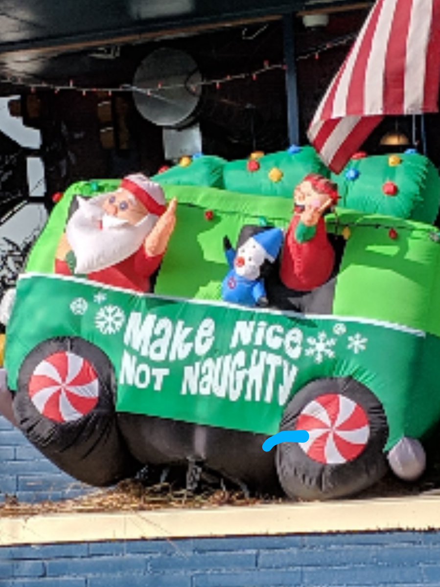 BBun_ney's tweet photo. Remember tis the season!
#sbsnation https://t.co/ycXohGSPFk