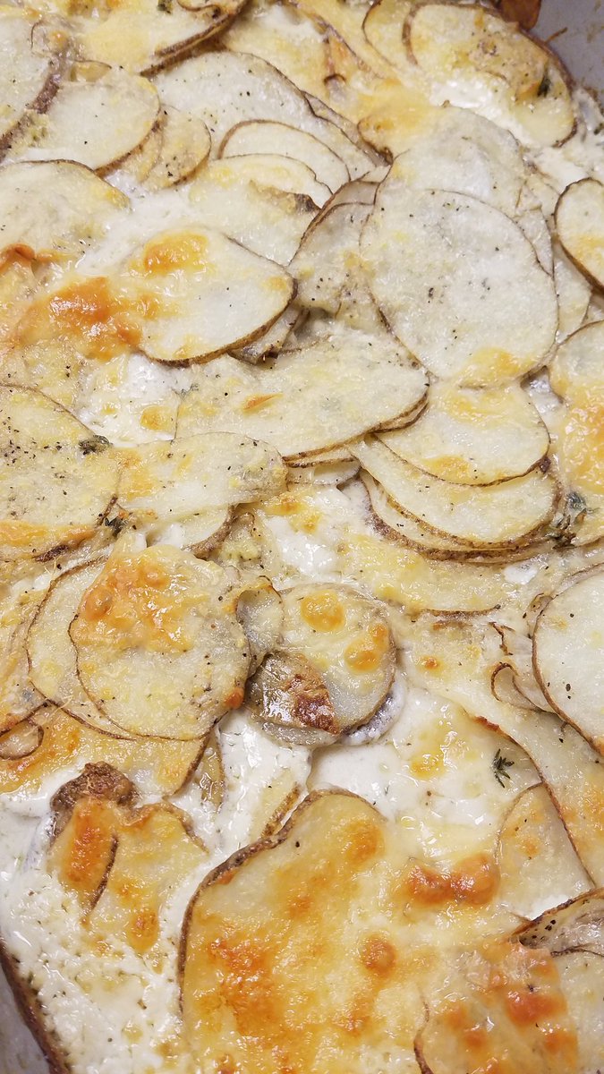 Scalloped Potatoes today in <a href="/OConnorCulinary/">OConnor Culinary</a> 🥔🍴🧀