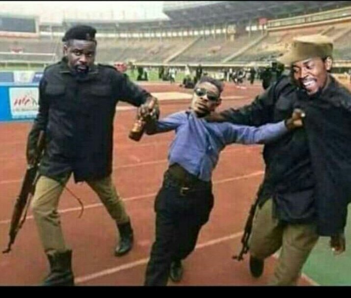 YusifkingG's tweet photo. @sarkodie 😂😂😂😂😂 my in SM hmmm https://t.co/y4KgWxdeNT