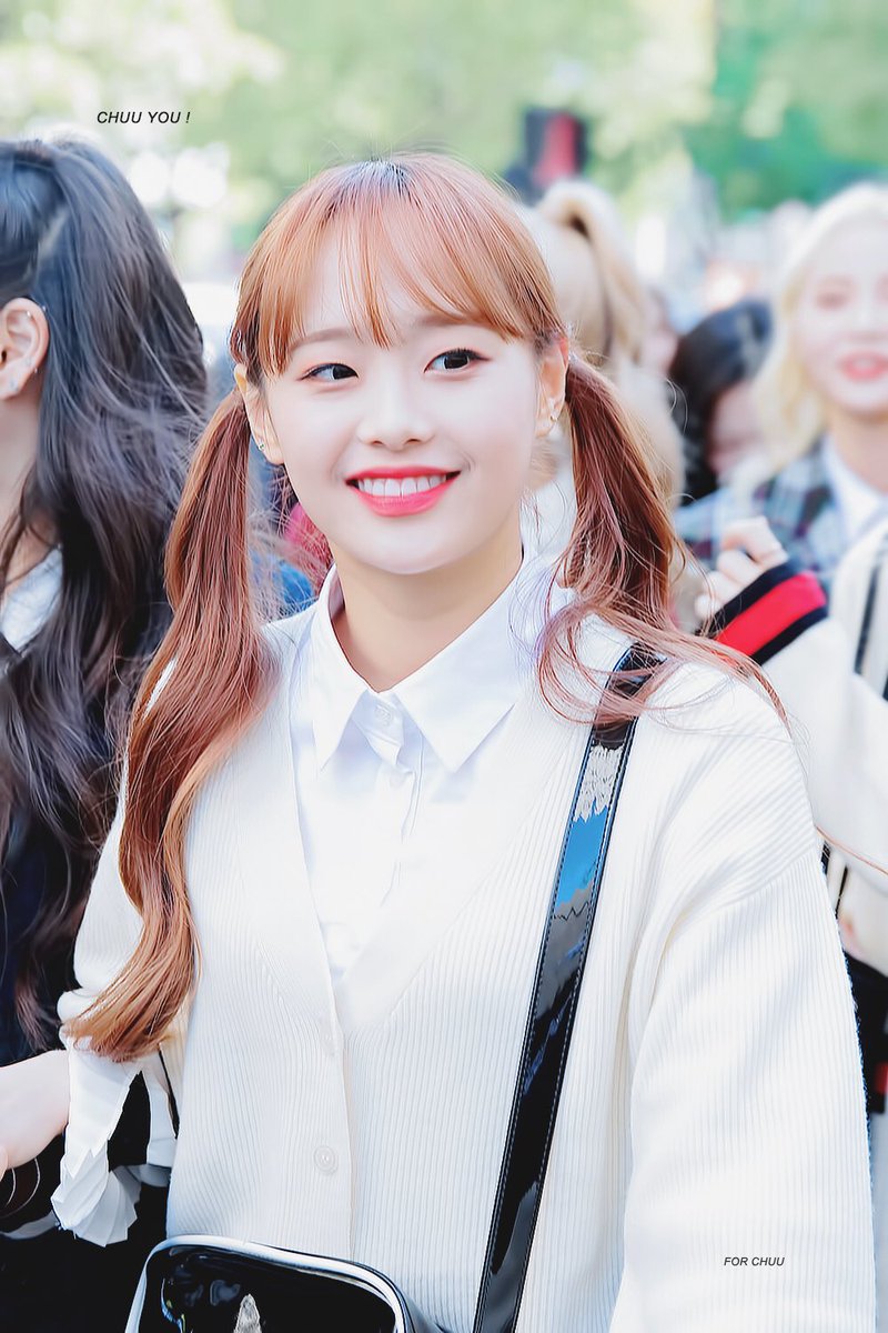 chuuyou_ovo's tweet photo. 181012

우주 최강 맑음이 😢

#이달의소녀 #LOONA #츄 #CHUU

@loonatheworld https://t.co/bkjlRyR4Ck
