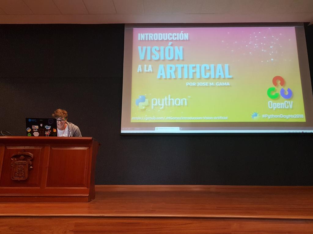 jmgamest's tweet image. #PythonDayMX a punto de empezar!!!

@pythondaymx @ThePSF 
#pythondaymx18