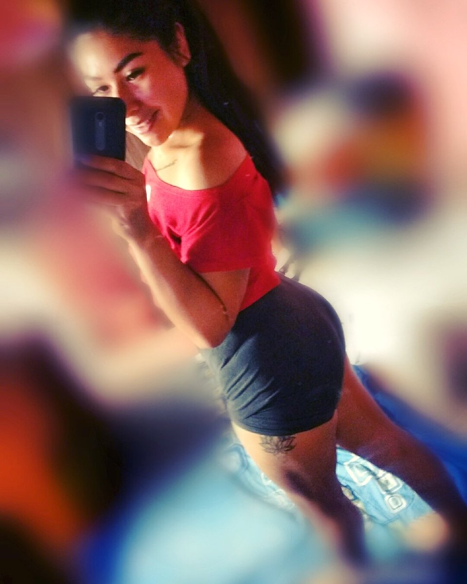 Alisonc62044911's tweet photo. #bootylover 
#peruana 
#girlpower https://t.co/vlm8joJF0O