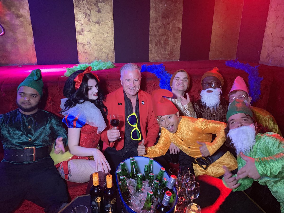 CalvinAyre's tweet photo. ....🥂

#CGWeek #CoingeekWeek #Bitcoin #BitcoinSV #BSV https://t.co/APFPnRcW7Z