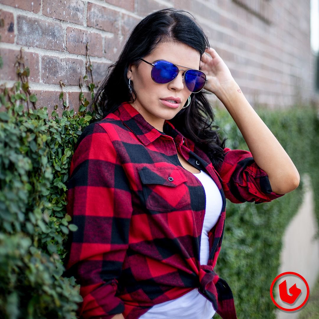 Burnsideclothes's tweet photo. Stay warm with a Burnside Buffalo Flannel!
Modeled by @kinziemm
#burnside #burnsideclothing #burnsideapparel #flannel #flannelkings #burnsideflannel #lifeisbetterwithflannel #flannelweather #redflannel #plaidflannel https://t.co/SrOeME9AtZ