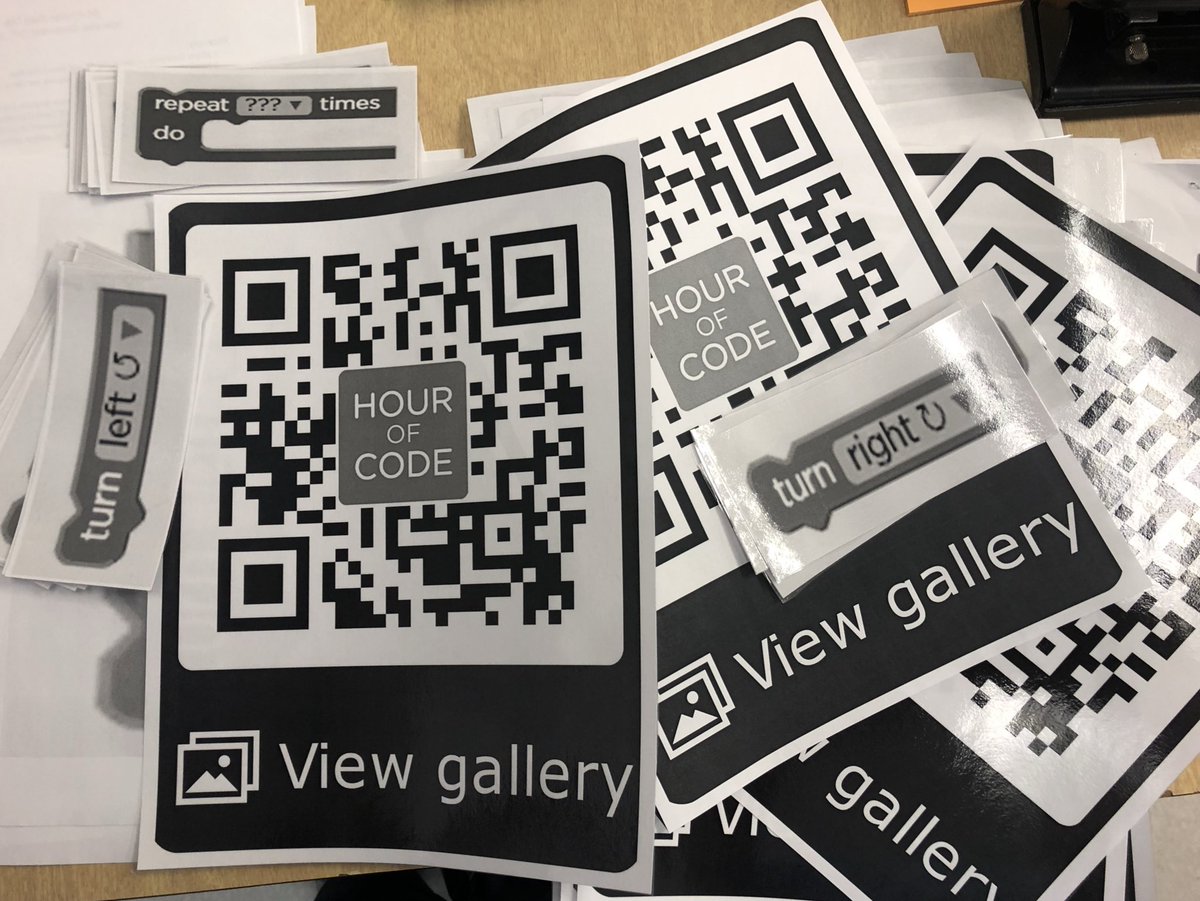 DrMuddES's tweet image. Almost finished making the Custom QR Codes for our #HourOfCode Scavenger hunt next week!! #Surprise #HandsOnCoding #CTE #MuddLeaders #Stem @codeorg @CCPS #CCPS