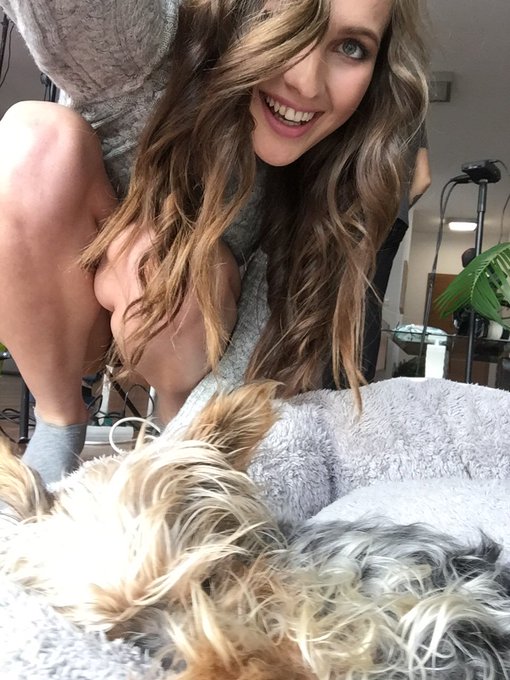 I feel good 😜😙 https://t.co/Fdmt3L0129