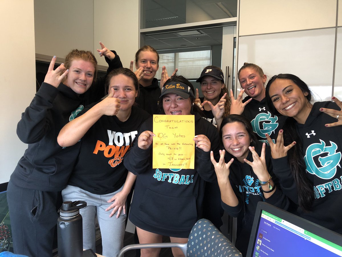 CGCC Softball tweet media