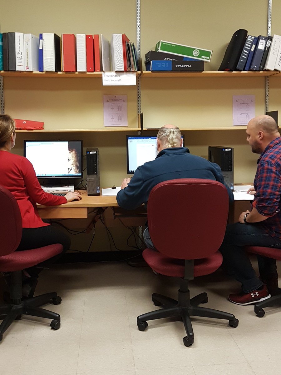 MusiFestFanfare's tweet photo. Action shot of paperwork #fanfare2019 https://t.co/DqByQ5XTed