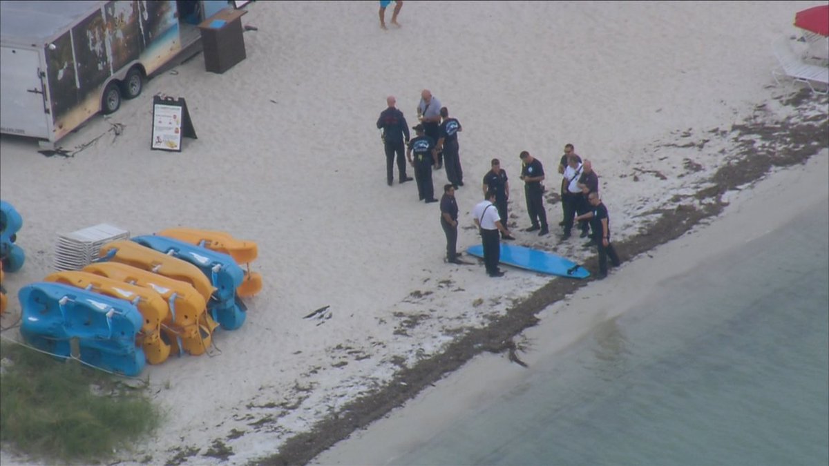 WATCH LIVE Crews search for missing paddleboarder off Rickenbacker Causeway in Miami bit.ly/2TZIk90?utm_so… https://t.co/8poeOQjzaW
