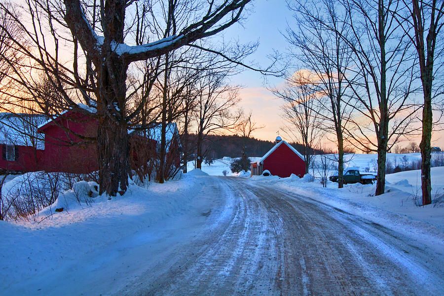 JoannVitali's tweet photo. Jenne Farm Sunrise - Woodstock, Vt. by Joann Vitali https://t.co/ohAZpZqZx7 #JenneFarm #Hospitality #interiordesign @VermontTourism @visitVTtoday @NewEnglandInfo https://t.co/0gIqsZiHzk