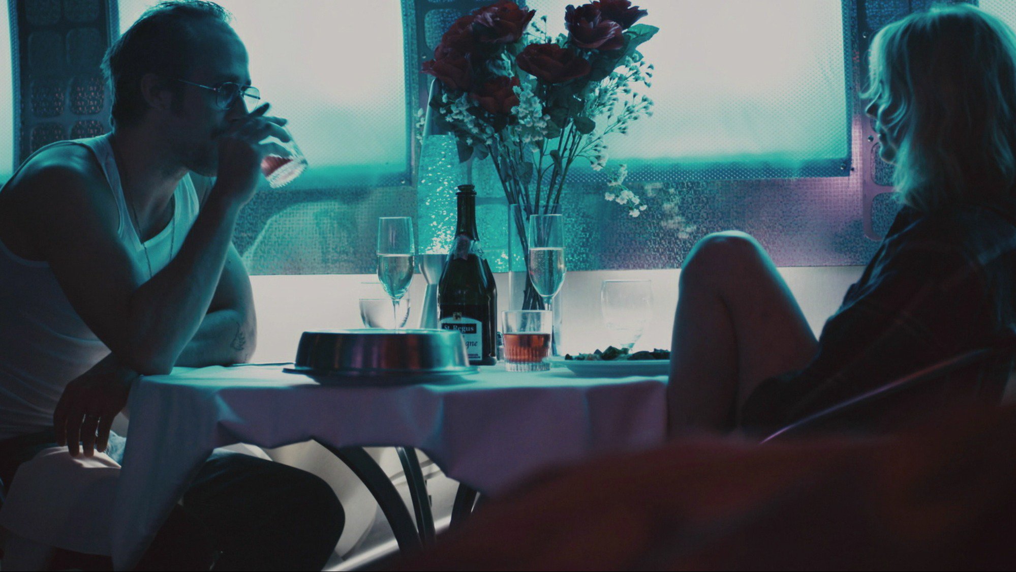 Netflixfilm On Twitter When Blue Valentine Came Out In 2010 It Was Warmly Received By Critics It S Certified Fresh On Rotten Tomatoes And Roger Ebert Fondly Reviewed It Saying The Film S