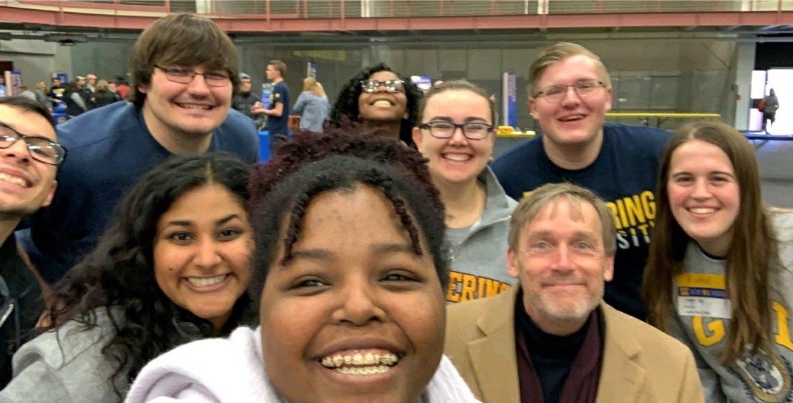 Love this picture from the last Discover <a href="/KetteringU/">Kettering University</a> - go residential life! #bestanywhere