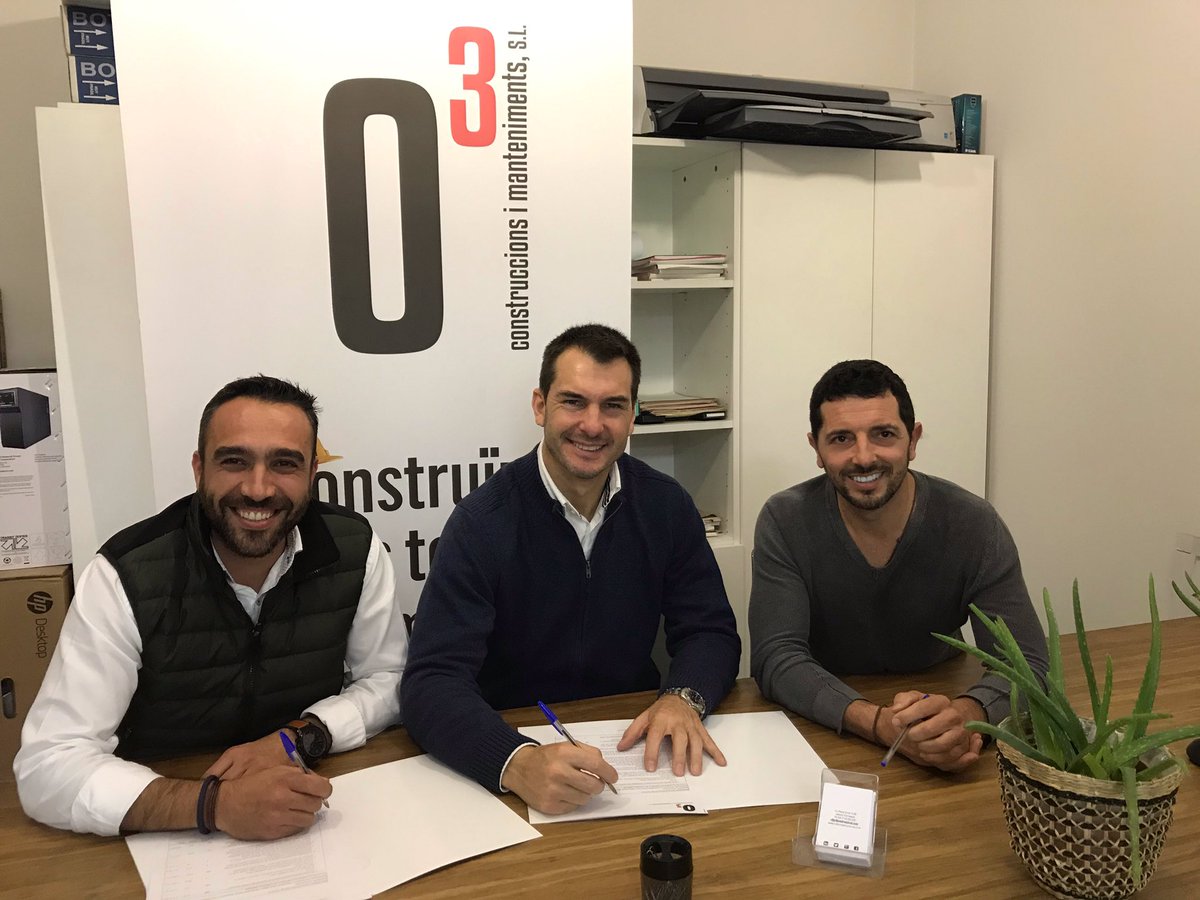 Muy contento de renovar con  O3 Construccions i Manteniments, S.L  como Sponsor de la Academia Pablo Aymà Pádel Training
Muchas gracias Jordi y Manolo por vuestro apoyo y por vuestra confianza.
Nos espera un gran 2019!!🎾🎾
o3construccions.com/es/