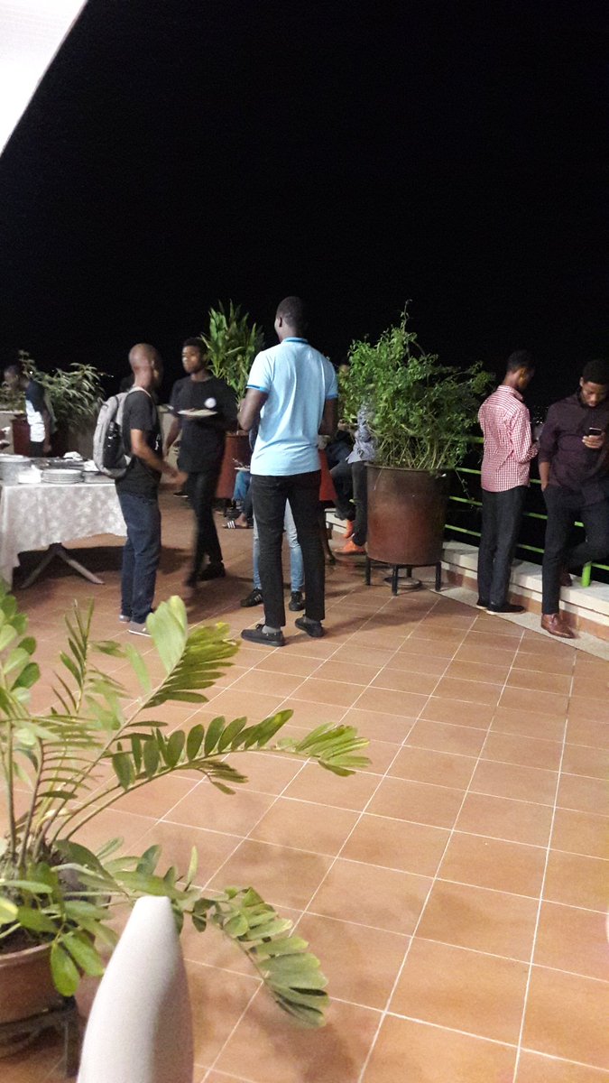 HackAPI_GH's tweet image. Dinner time #HackAPIGH