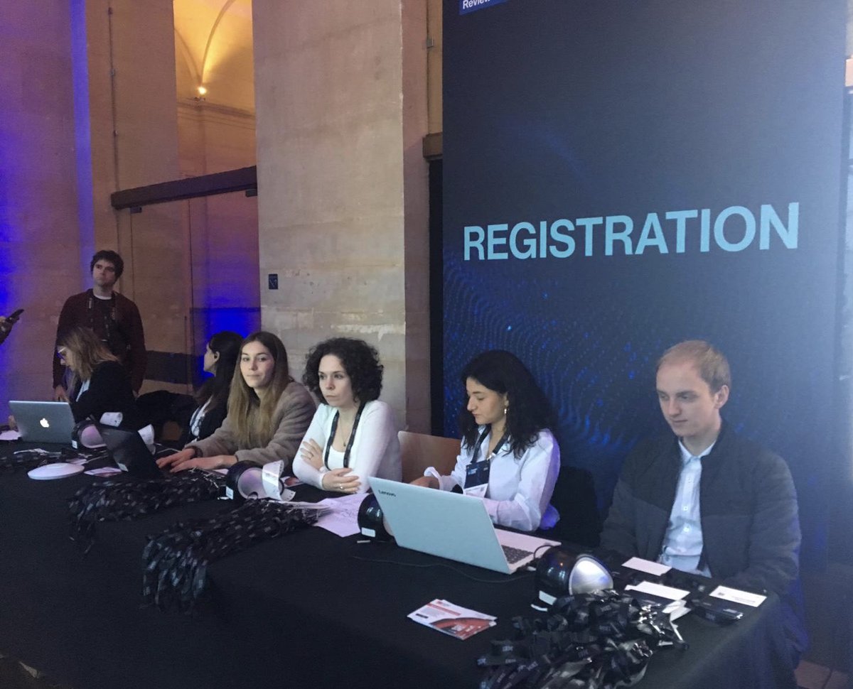 Incontactos's tweet photo. Hoy estamos felices de realizar nuestro primer evento en Paris, Francia acompañado a nuestro cliente IBM. Y queríamos compartirles esta gran noticia que nos llena de orgullo. #incontacto https://t.co/IUfAS5az6u