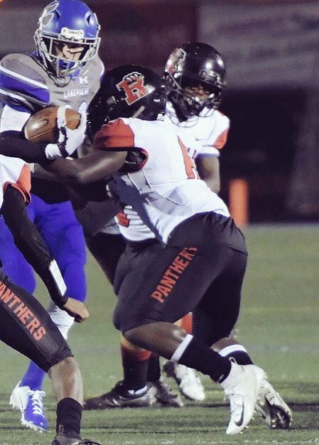 TheD_Zone's tweet photo. Roseville 2019 OLB/WR Keith Fortune II received a roster spot from La Verne  https://t.co/xRzPO7AWaU https://t.co/nGvTtheSPZ